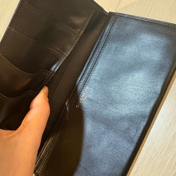 Givenchy Black Leather wallet, excellent condition - Picture 9 of 11